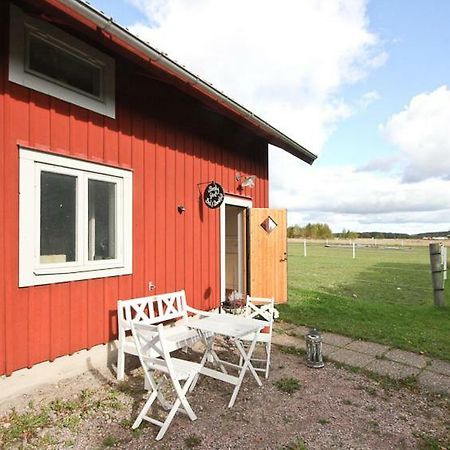 Broby Bed & Breakfast Entreplan Nyköping Buitenkant foto